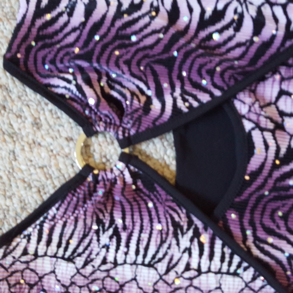 DRESS BARN - CUTE SHORT SLEEVE TOP - Picture 10 of 10